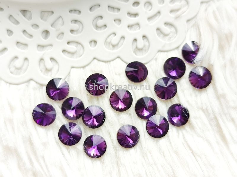 Ametiszt szn rivoli cabochon kpos htlappal 8mm