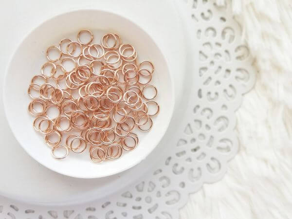  Rose gold szerelkarika 6mm (25db/csomag)