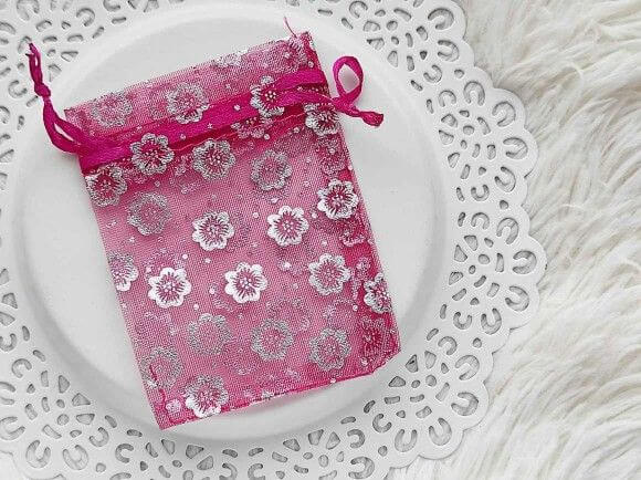  Fukszia virgos organza tasak 7x9cm