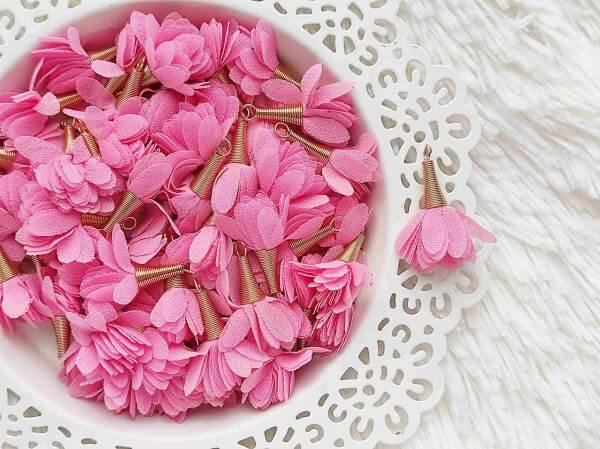  Rzsaszn organza virg bojt arany cscsos kupakkal kb. 4cm