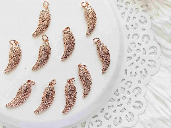  Rose gold cirknia angyalszrny medl karikval