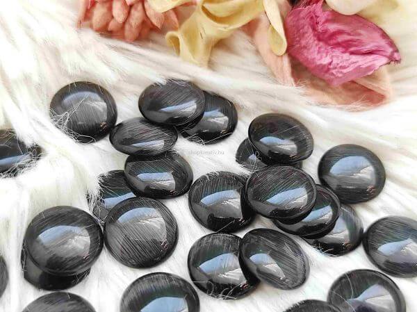  Fekete macskaszem cabochon 12mm